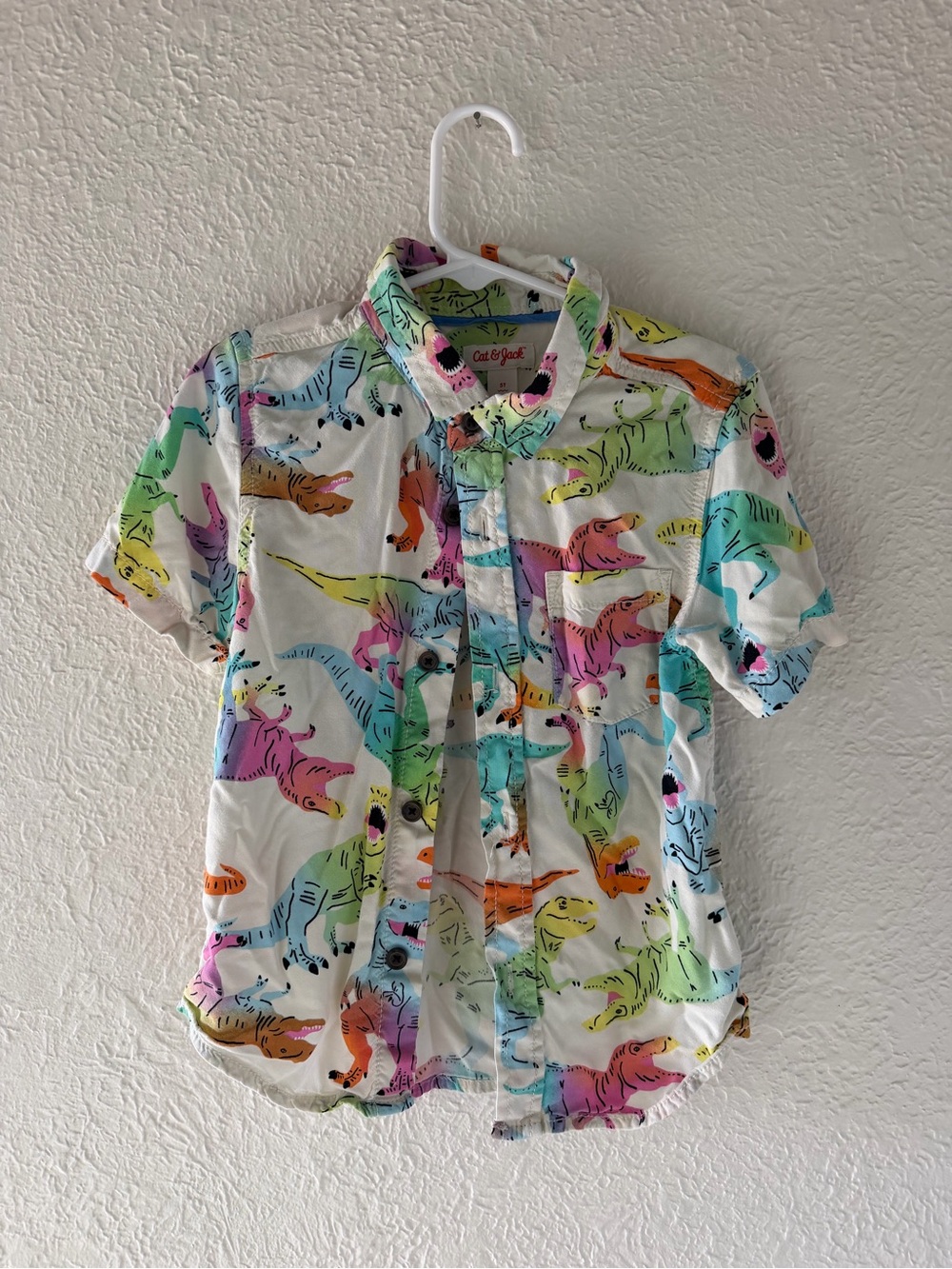 Short sleeve button up